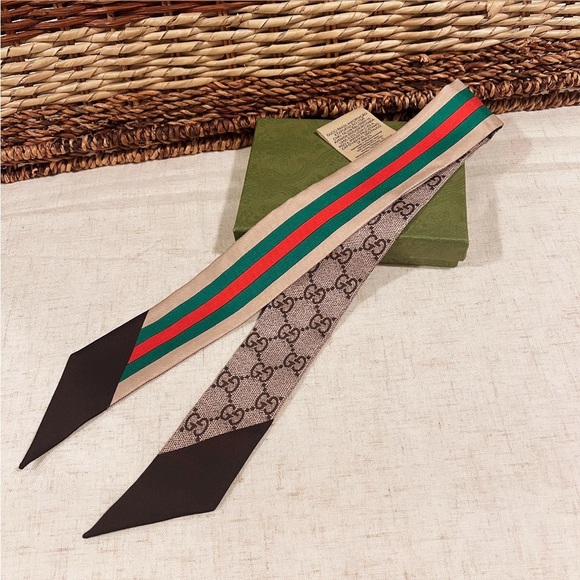 GUCCI Interlocking G Horsebit Web Print Silk Neck Bow In Brown NEW IN BOX - Picture 7 of 12